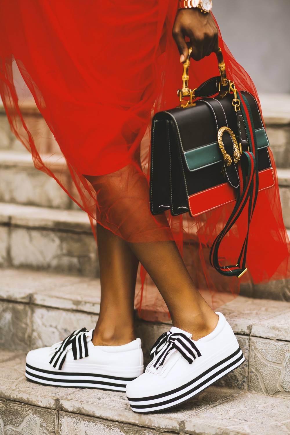 boutique-chaussure-lapierrebleue-hossegor.jpg
